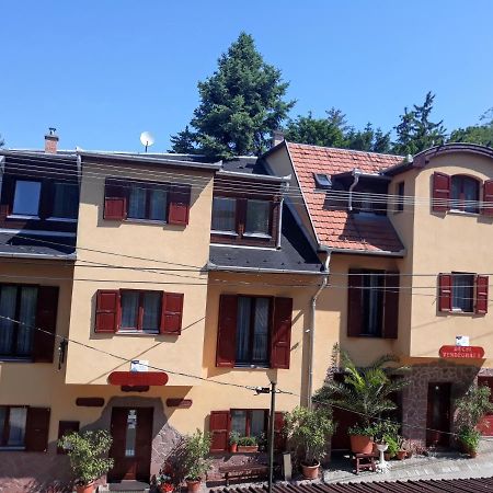 Decsi Vendégház Esztergom Exterior foto